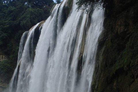 利川见天坝瀑布