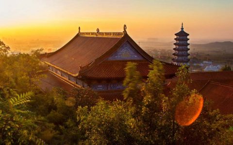 利川龙泉古寺铁炉寨