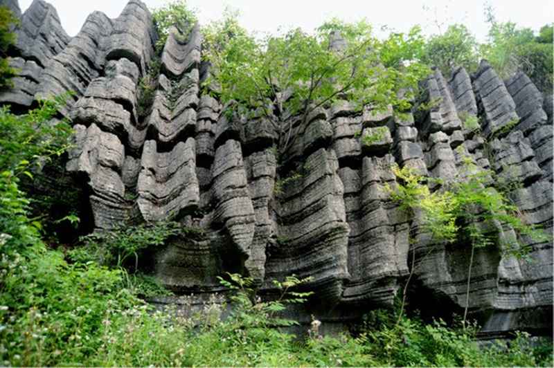 恩施梭布垭石林